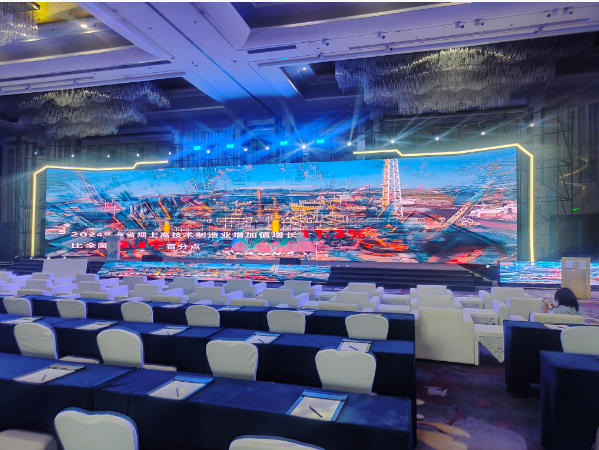 LED 显示屏短期出租沈阳｜会议舞台婚庆临时 LED 大屏租赁